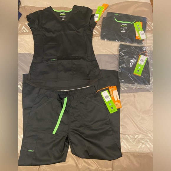 SOLD! 2 identical Landau sets - Picture 3 of 3